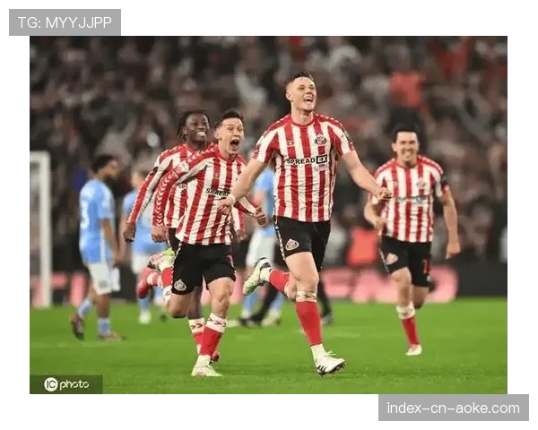 英超快讯:布伦特福德 vs 伯恩利,上半场两队合计完成20次射门 英超快讯:布伦特福德 vs 伯恩利,上半场两队合计完成20次射门